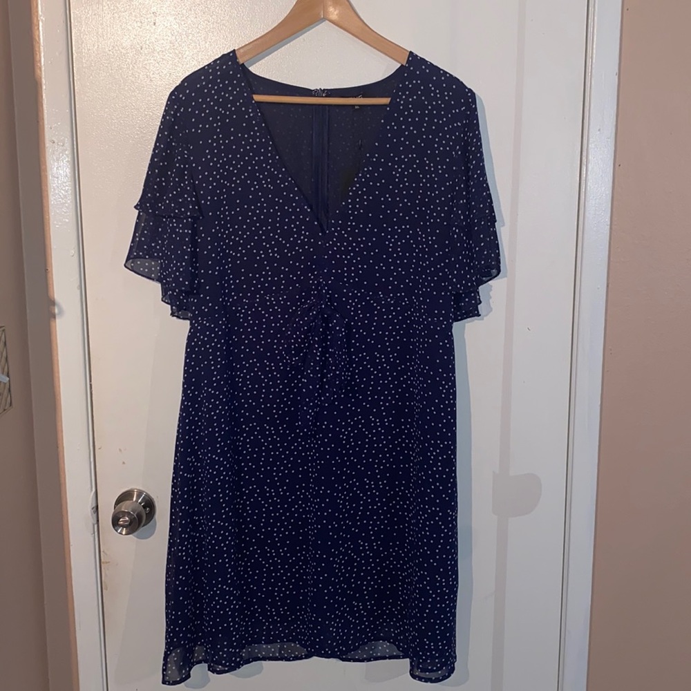 NWT Dark blue dress dots be